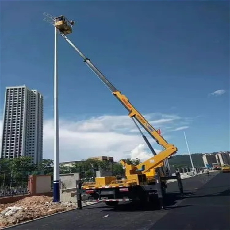 永泰县维修路灯的曲臂升降车出租