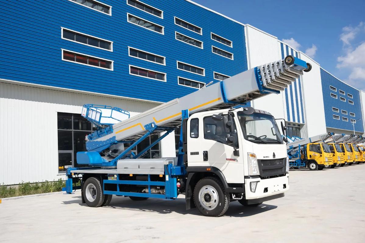 永泰县出租云梯车高空作业车 建筑垃圾搬运